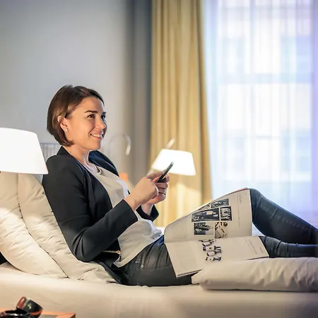 Mercure & Residenz Checkpoint Charlie 4*