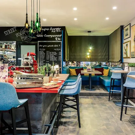 Mercure & Residenz Checkpoint Charlie 4*