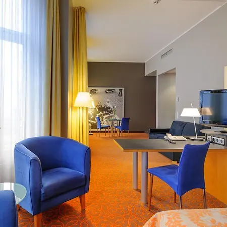 Mercure & Residenz Checkpoint Charlie 4*