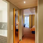 Mercure & Residenz Checkpoint Charlie מלון ברלין