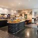 Mercure & Residenz Checkpoint Charlie 4*