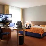 Mercure & Residenz Checkpoint Charlie Berlino