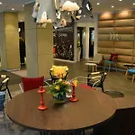 Mercure & Residenz Checkpoint Charlie 4* Berlin