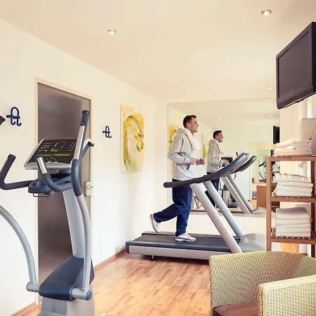 Mercure & Residenz Checkpoint Charlie 4* Berlin