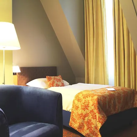 Mercure & Residenz Checkpoint Charlie 4* Berlin