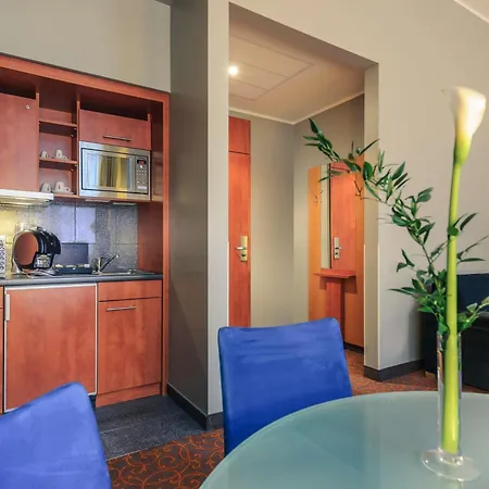 Mercure & Residenz Checkpoint Charlie 4*