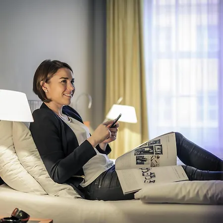 Mercure & Residenz Checkpoint Charlie 4*