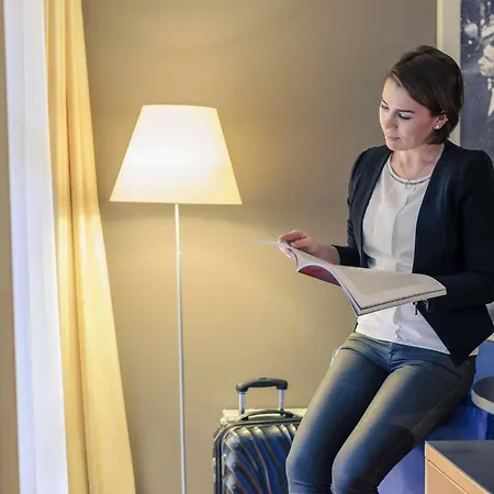 Mercure & Residenz Checkpoint Charlie 4* Berlín