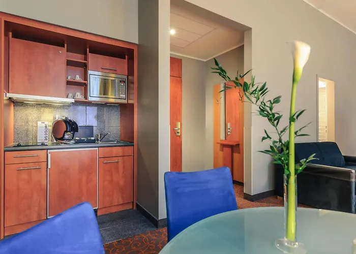 Mercure & Residenz Checkpoint Charlie 4*