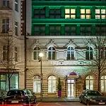 美居酒店柏灵查勒边检站店 酒店