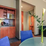 美居酒店柏灵查勒边检站店 4*