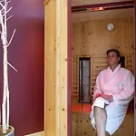 酒店 美居酒店柏灵查勒边检站店 4*